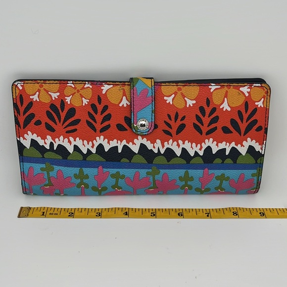 Vera Bradley Rio Stripe Slim Trifold Colorful ID Faux Leather Coin Pocket Wallet - Picture 2 of 7